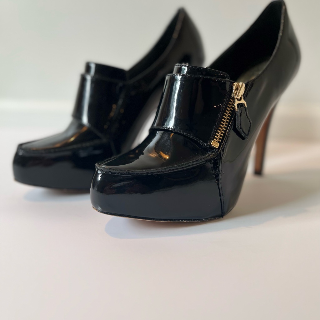 Killer Platforms